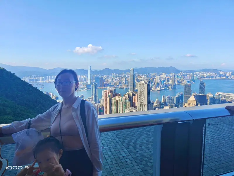 Hong Kong · 34