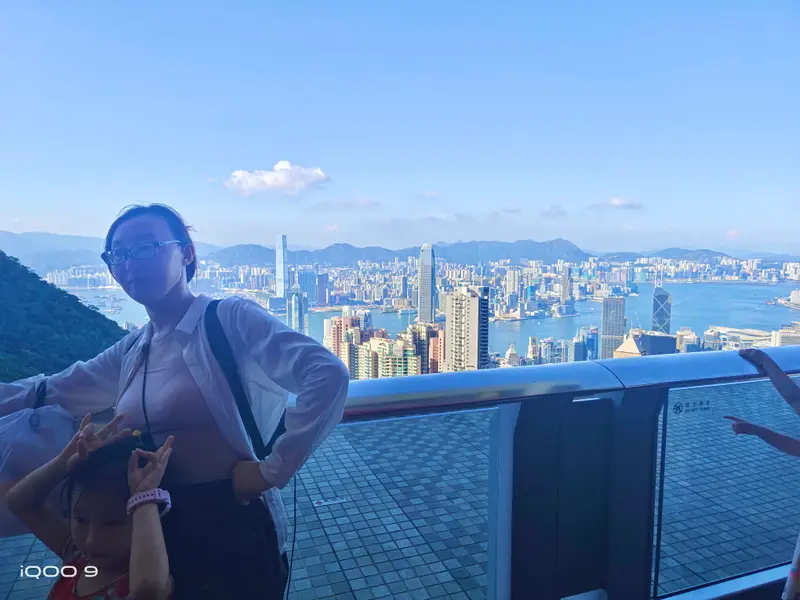 Hong Kong · 35