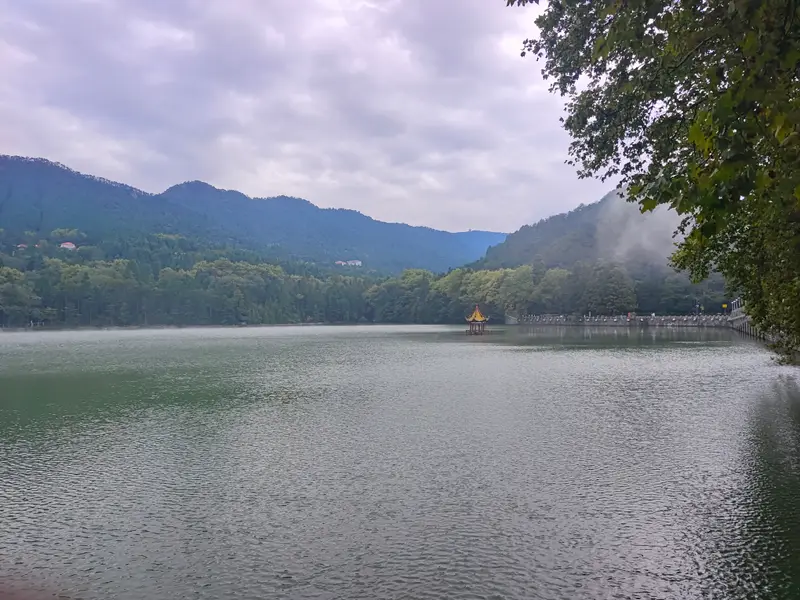 Lushan · 01