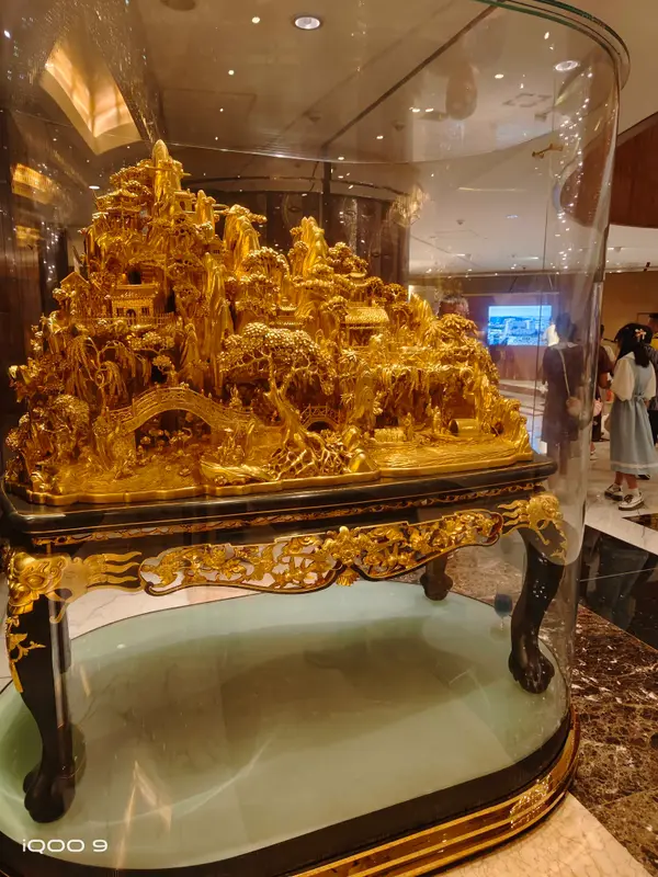 Macau · 04